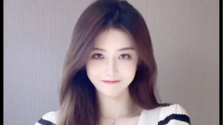 每天分享一位美女（第75位）