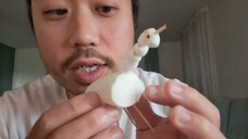 ASMR EATING SOUNDS - GIRAFFE MARSHMALLOW POP & AIR TRACING + STORY TIME_ SOCIAL