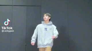 Jungwon's Law Dance Challenge