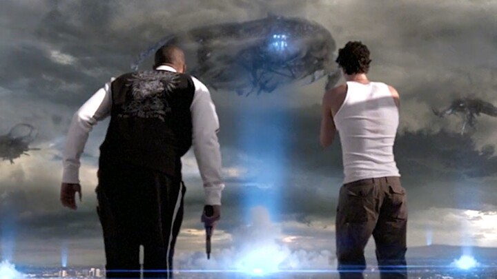 Budget’s tight? Just slap it together in PowerPoint! Hollywood directors’ genius money-saving tricks