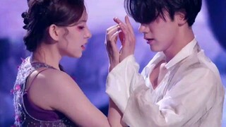 เฉิงเสี่ยวและหลี่หย่งฉินร่วมแสดงใน "A Chinese Ghost Story"