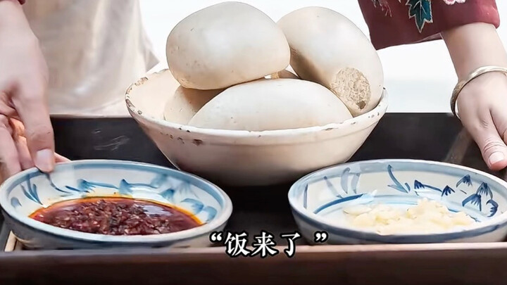 Thời Dân Quốc, người làm công ăn lương còn có thể ăn được năm bát mì