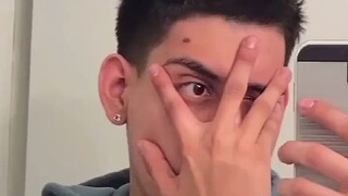 ما هو شعورك عندما يكون لديك ملامح وجه أجمل من الجسم كله؟