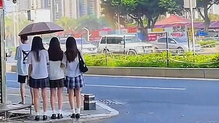 Hidup di masa sekarang juga romantis