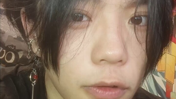 Malam itu adalah kali kedua dalam hidupku aku dipukuli sangat keras.