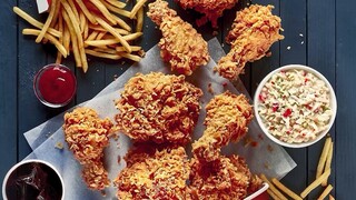 KFC: Chép bài tập về nhà phải không?