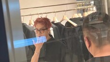 [Wang Jiaer] Encountered red-haired Jia Jia shopping in Chengdu~