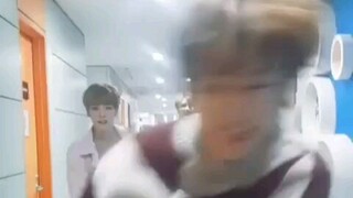 【SEVENTEEN】The8 memperbarui Weibo, Xiao Ba yang sangat senang setelah mendapat peringkat pertama dan