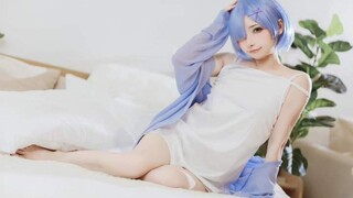 [cosplay] có ai ngủ cùng Rem ko nè.