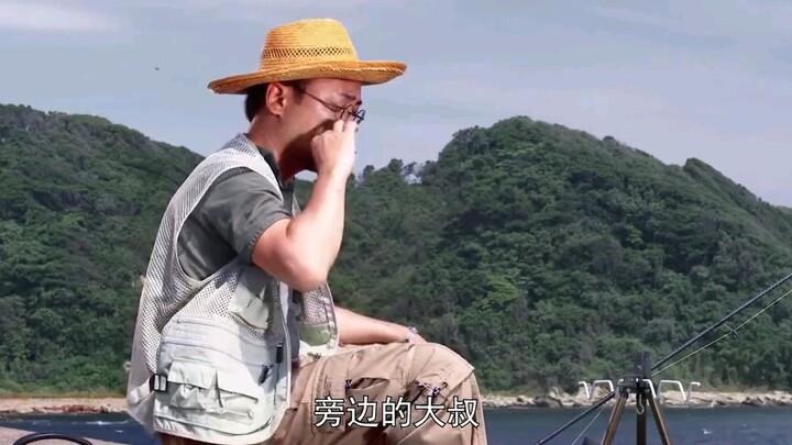 日本一男子钓鱼却发现惊恐的一幕