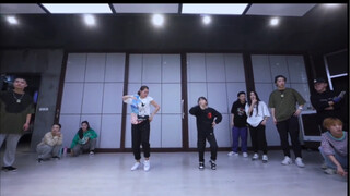 Chiến binh thiếu nữ đường phố 2: Vận động viên Trung Quốc Amy từng nhảy cùng Audrey, người lúc đó 16