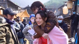 "Talking about Heroes" behind-the-scenes | "Super-strong girl" Yang Chaoyue is online!