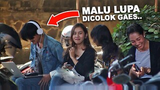 LUPA COLOK HEADSET LAGI DONG - MALU MALUIN NONTONNYA BEGITU... (PART 4)