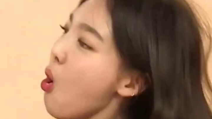 Wajah-wajah menantang BBIBBI milik IU