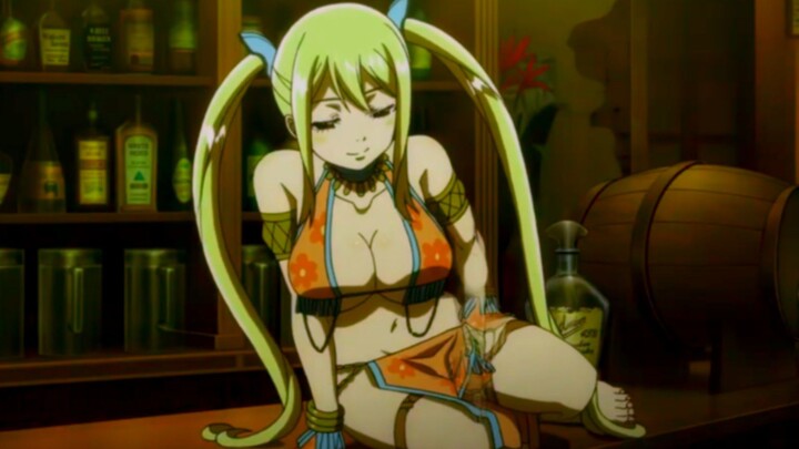 Menari dipanggung 😲