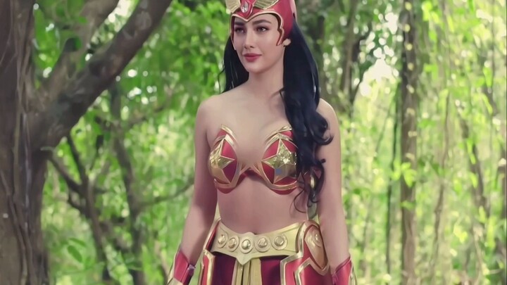 The Three Most Beautiful Versions of Wonder Woman