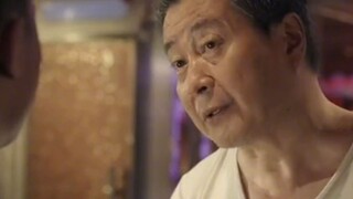 ساعد المخرج دينغ ييزين على الهروب، لكنه لم يعد أبدًا