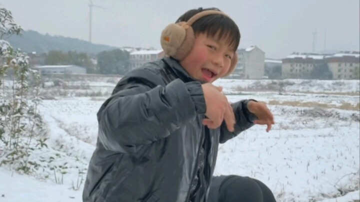 My brother’s rhythm is really strong! He’s also quite the scene-stealer.