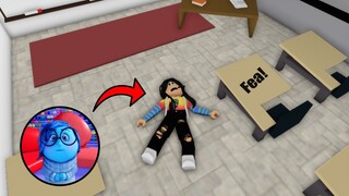 Me TRATAN MAL en el COLEGIO y me hacen bullying 😭| Roblox INTENSAMENTE 2 | paolazgames