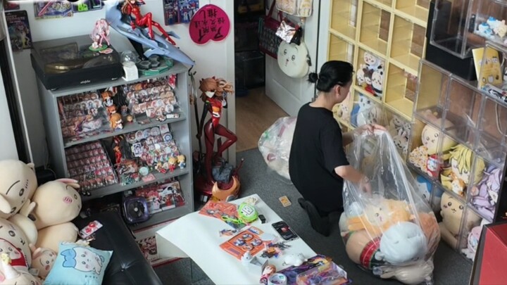 I have to say goodbye to the painful home I have lived in for three years.