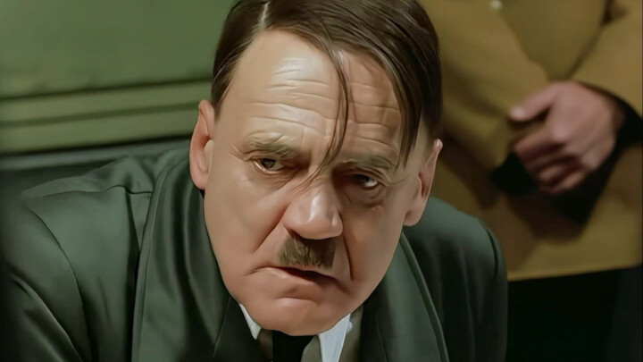 Dàn diễn viên lố bịch nhất, ai ngờ lại có người thật chen vào!