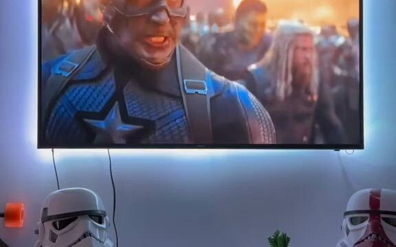 This is the last time I buy pirated DVDs...