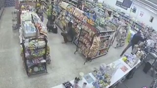 هذه الموجة، هذه الموجة، هي تبييض الشرير!