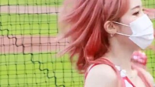 「4K」Cheerleader Lee Da-hye'Chi Mat Ba Ram' Brave Girls HD direct shot