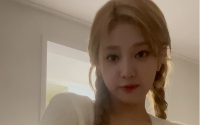 [Ning Yizhuo] Ningning and Shibao