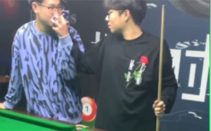 “Hừ! Bắt được mày rồi!”