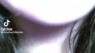 ae cho lưỡi vô màn hình chạm lưỡi bạn nữ đi🌚