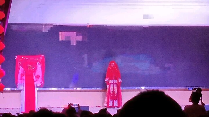 【สุขสันต์】การแสดงสุดงดงามในงานเลี้ยงวันขึ้นปีใหม่ ถ้าไม่ดูคุณจะเสียใจแน่!!!