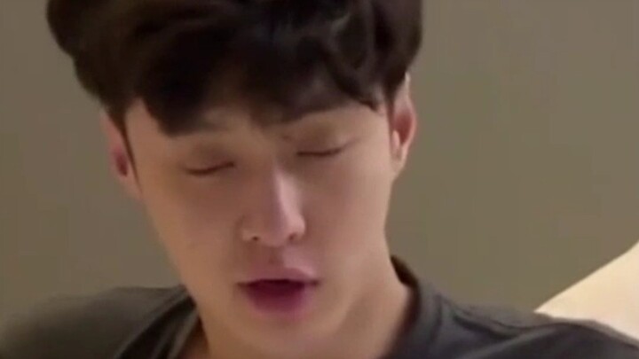 จางอี้ซิง—รุ่นพี่เคป็อปมาสอนหนังสือในวงการบันเทิงจีน