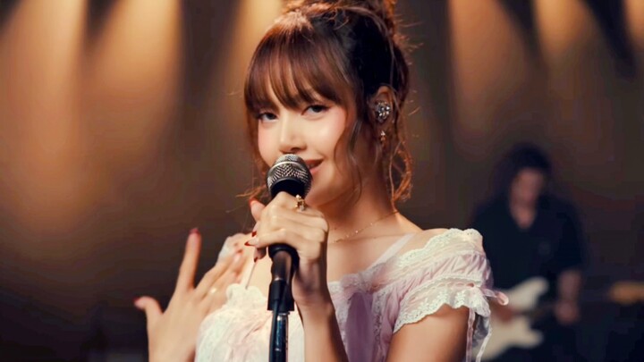 Lisa's new song "Moonlight Floor" first stage released!