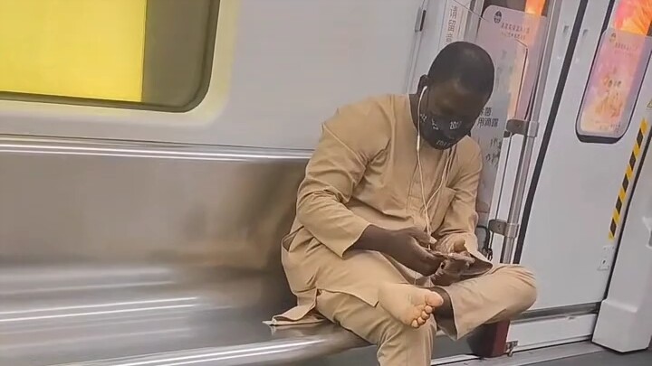 Turns out Black people have white parts too!