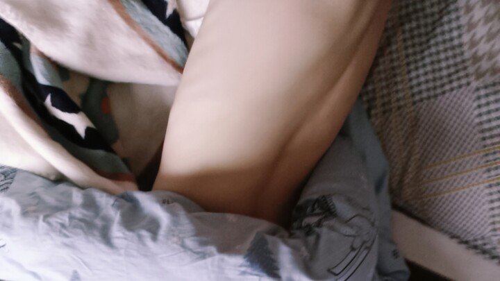 การนอนเปลือยกายมันสบายจริงๆ นะ～