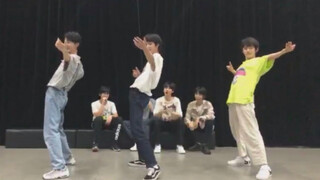 Shocking! Butcher's Light Online Cover "Kill This Love"