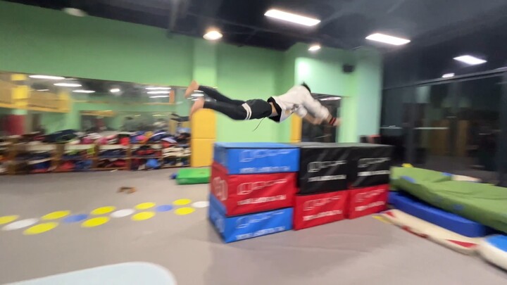 Pelatihan banyak orang