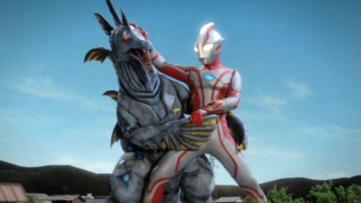 ウルトラマンメビウス 第32話: 怪獣使いの遺産 Ultraman Mebius Episode 32: The Monster Master's Legacy