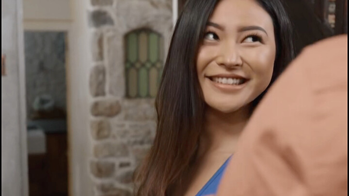 Lý và Danny tụ tập cùng bạn bè