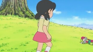 Nobita, who was hit by the reverse rocket, became the smartest human in history. In order to celebra