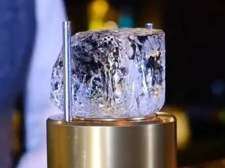 ไม่เคยรู้มาก่อนเลยว่าเครื่องอัดน้ำแข็งมีหลายรูปทรงขนาดนี้!