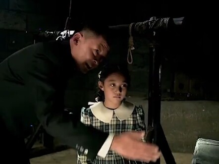 The little girl is such a good actress!