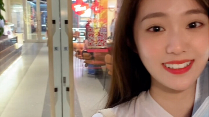 This young lady, as soon as she takes off her mask, my heart melts.