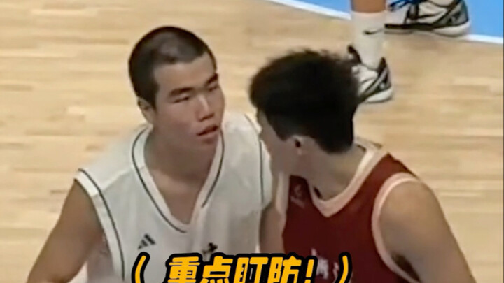 Pelatih: Kamu benar-benar penurut ya. Yang Liwei: Adik, kamu juga!