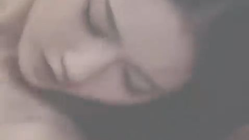 Reinkarnasi!Aku nikah sama“musuh”demi ubah takdir,eh dia malah tergila-gila