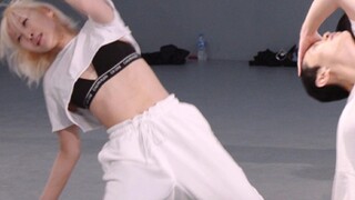 【1M】Biên đạo Enoh "Stupid Love"