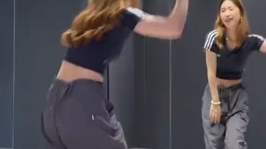 Istri Tan ada di sini untuk mempelajari ajaran "Detak Jantung" Tan Jianci