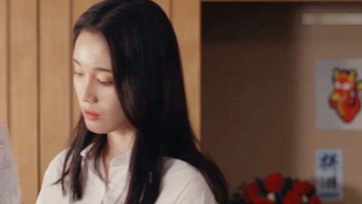 Being so close, are you really not moved? | "How can you say I am dumber than Big Ben?"