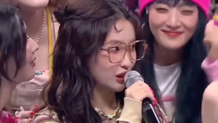 Jeon So-yeon: After years as a team leader, she’s thoroughly familiar with child psychology.